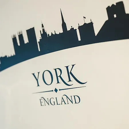 Modern York Apartment Walk To Station & Centre Free Parking Lejlighed York